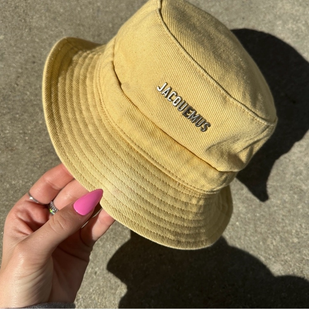 Authentic Jacquemus Bucket Hat - Picture 2 of 6